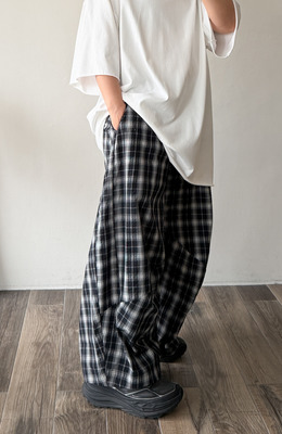 大透氣格子寬褲 /二色
