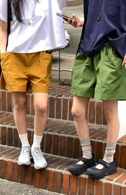 小膝上夏天三色方寬短褲 /三色