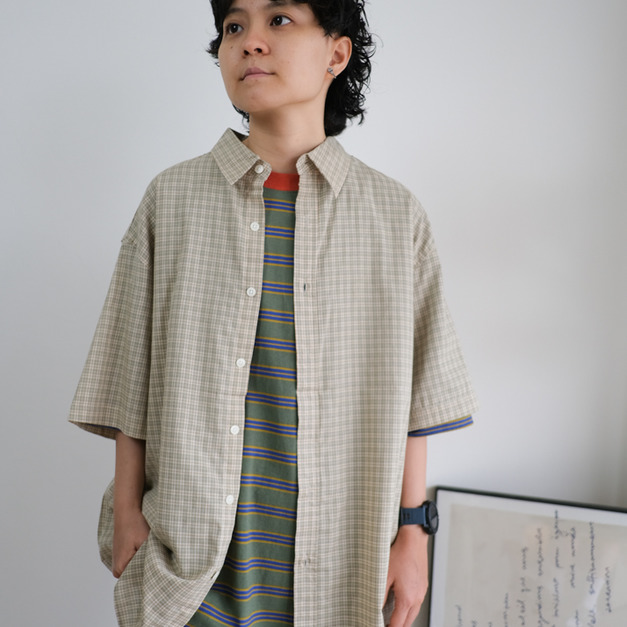 小狗系微短版格子襯衫 /二色