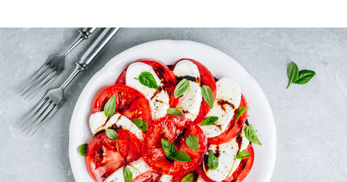 餐桌上的羅勒料理與花草茶：霜降季節的溫柔日常