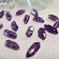 天然水晶 紫水晶雙尖 通孔 約20mm-27mm 雙尖 表面有打拋光 隨機出貨_1