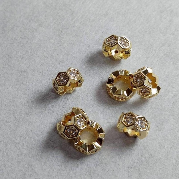 14k保色 蜂巢花圈 隔珠 包金配件 1入