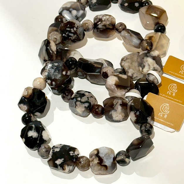 黑櫻花瑪瑙 黑瑪瑙 方形切面黑櫻花瑪瑙 15-20mm 單圈 瑪瑙 天然水晶 造型手串 水晶批發 台中水晶批發  台中水晶