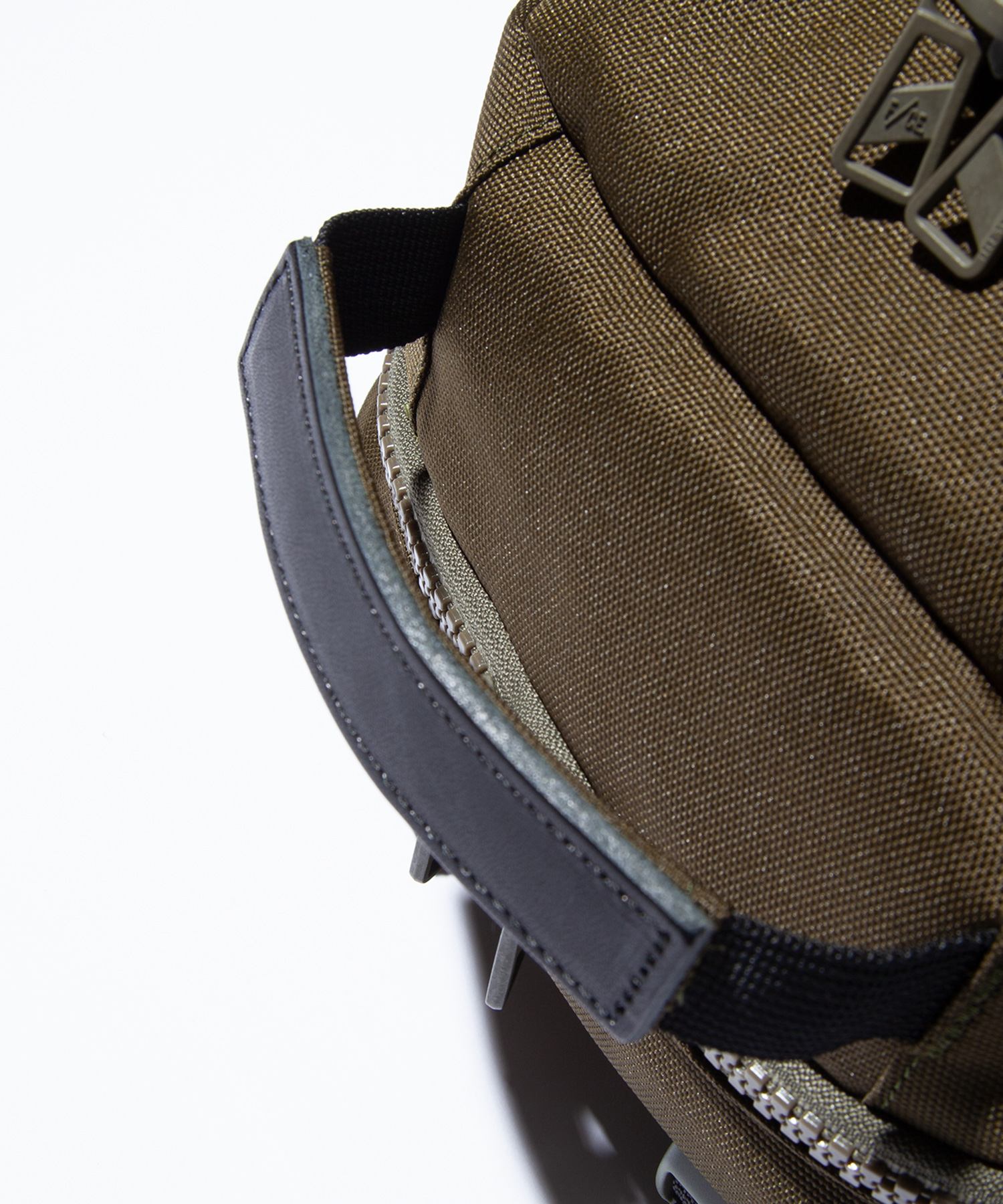 F/CE 950 TRAVEL BP 旅行後背包 品牌小包