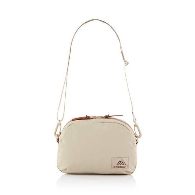【GREGORY】2.5L LADYBIRD CROSSBODY 肩背包-沙色 GG140954-1775