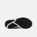 (中童)【New Balance】DynaSoft Reveal v4 BOA寬楦旋鈕慢跑鞋-黑色 PTRVLBK4_7