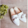 經典女孩系列 第5號 SALLY 加大球型流蘇低跟便鞋-(白)_2