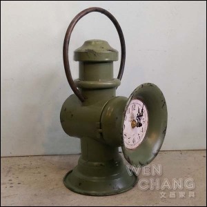 LOFT 美式 鄉村 工業風 復古 油燈 造型 時鐘 桌鐘 裝飾品 特價 油燈鐘 Z012