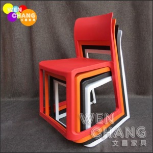 [出清] 北歐極簡風 普普風 提頓椅 全塑料 可堆疊 CH016 ＊文昌家具 ＊