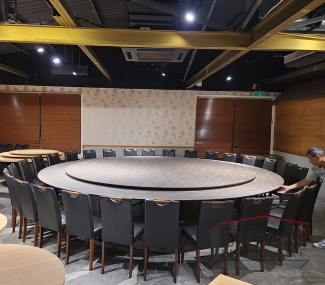 火鍋店包廂大型多人旋轉大圓桌訂製與餐椅整配實績｜家居公設