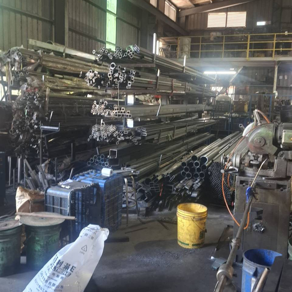 家居公設配合鐵工廠