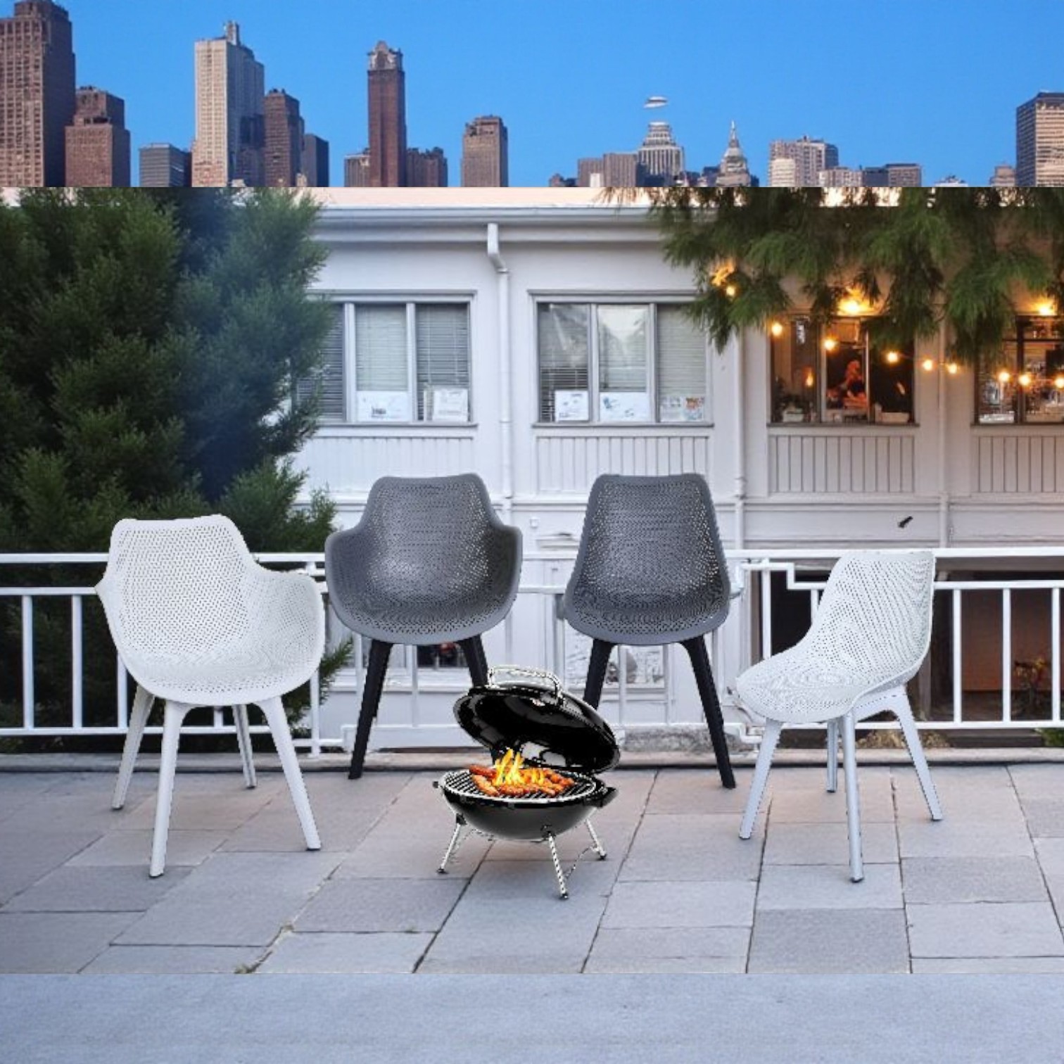 獨特的「透氣洞紋背板」設計，即使長時間久坐也不悶熱