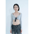 【jnauxz】灰色陷阱 辣妹V領扭結極短上衣_7
