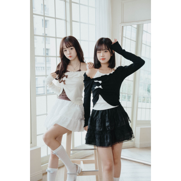 【jnauxz】黑色/杏色現貨!! 售完不補 甜茶少女 彈力一字肩蝴蝶結兩件式上衣