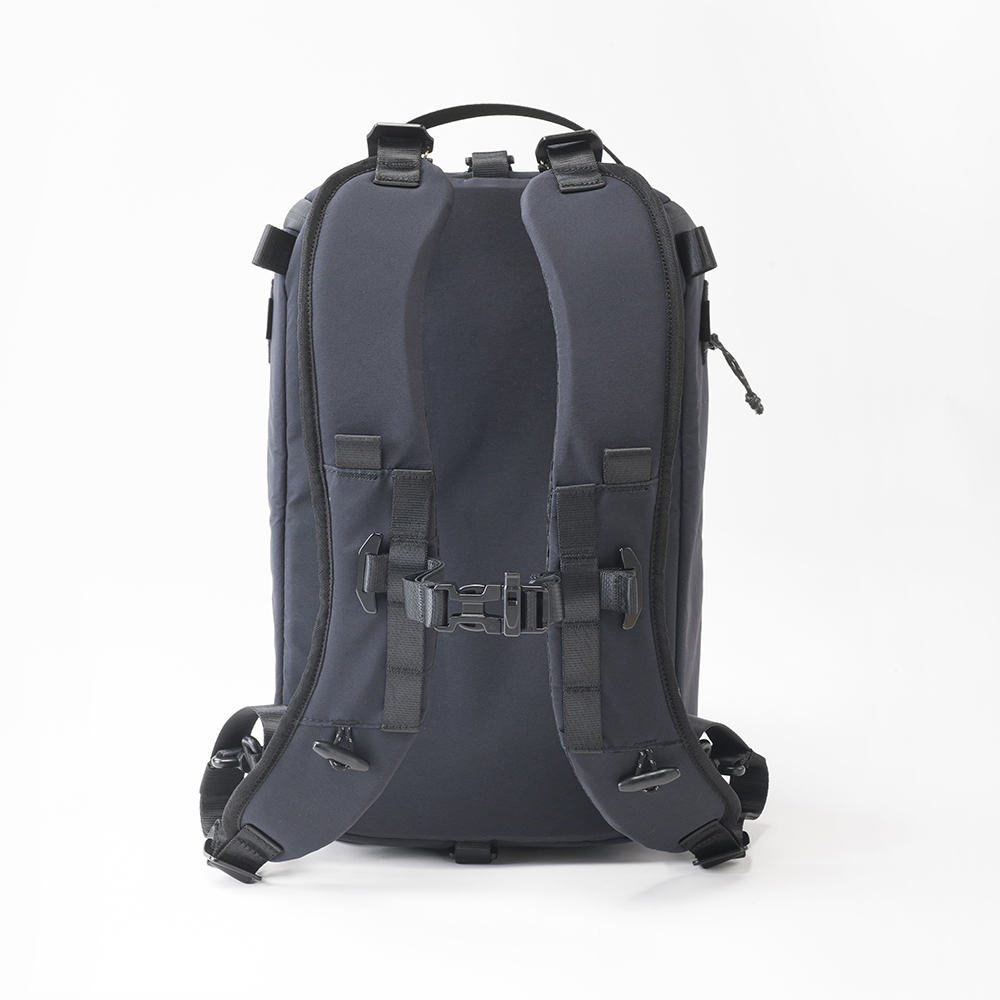 台湾 15L防水 大容量収納 スポーツ 登山 レジャー Dr.wildsライト