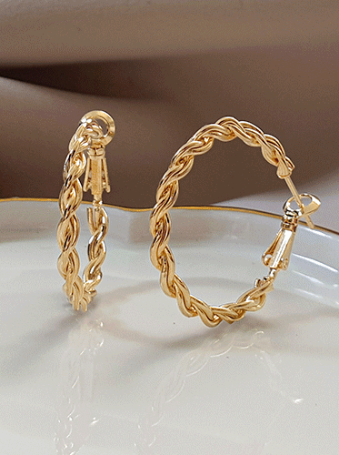 Wing Bling 復古金色鏈條纏繞耳環/耳夾_1