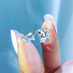 Wing Bling 冰河的眼淚 戒指