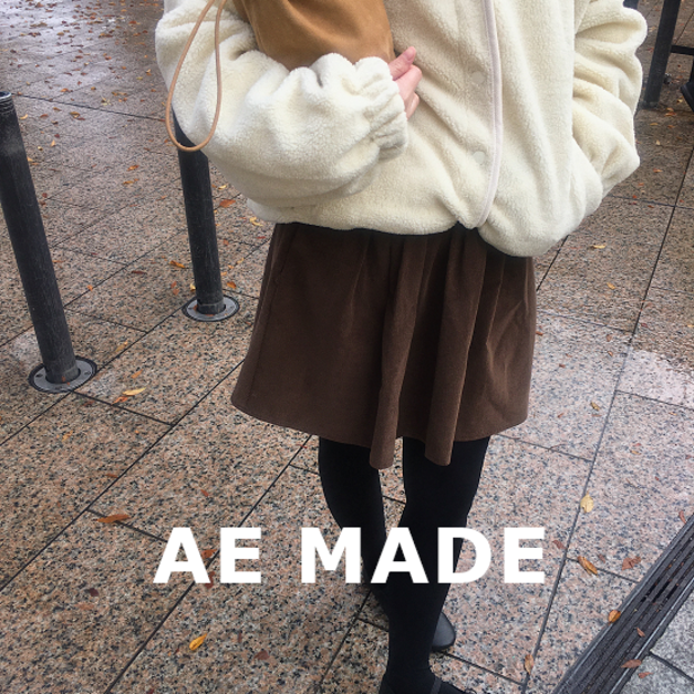 (MADE)復古色燈芯絨瘦瘦短裙 - 咖啡