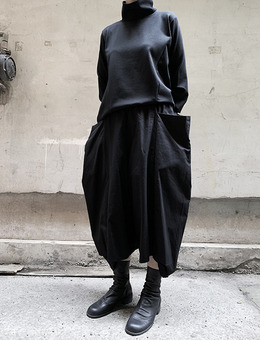 厚磅圓弧立體多層次解構不對稱洋裝