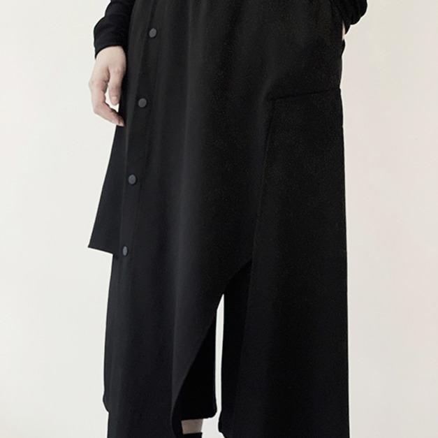 解構層次不對稱設計造型寬褲