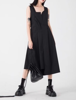 pre-order 連線登記款/ 不對稱裁片設計露背洋裝 連線價$1550 4267