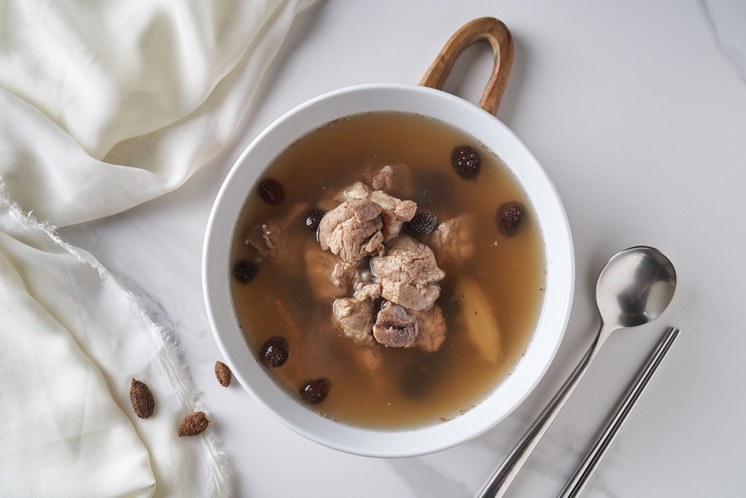 麥冬藥膳軟排燉盅｜潤口回甘之湯