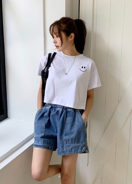 19A1958 繡微笑短T