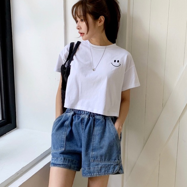 19A1958 繡微笑短T