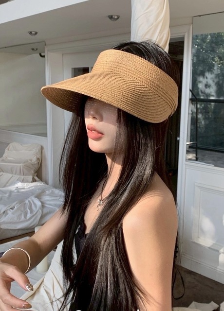 挺版草編帽簷