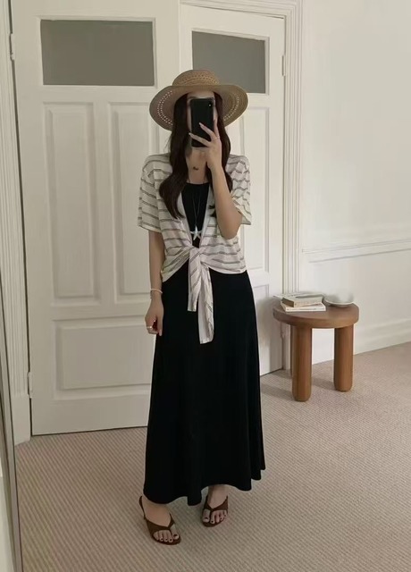 3486478 橫條外背長裙套裝