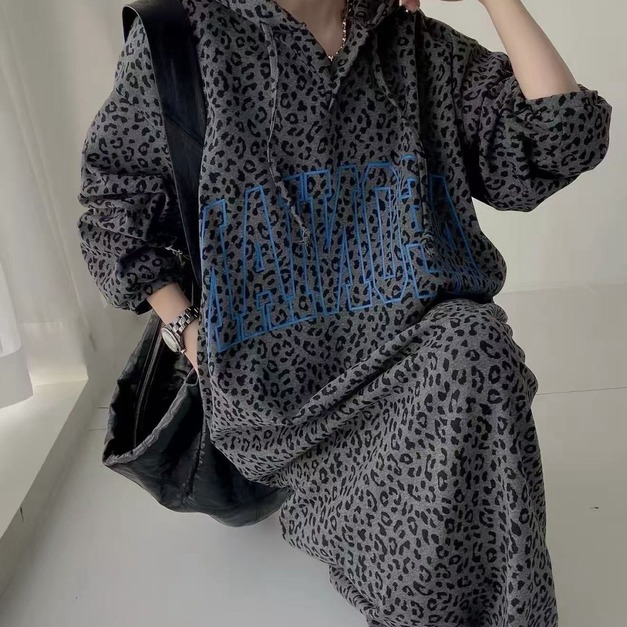 3286692 豹紋連帽洋