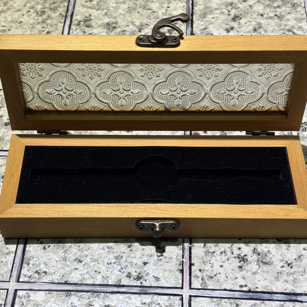 台灣檜木窗花筆盒(買筆加購價)