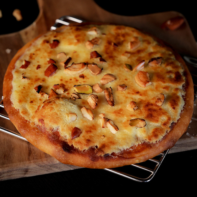 堅果奶酥披薩 Nut Milky Cream Spread Pizza（6吋）
