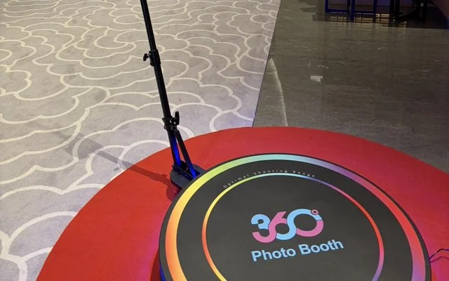 360 環拍區怎麼規劃？從新光人壽現場看空間、背板與拍攝動線