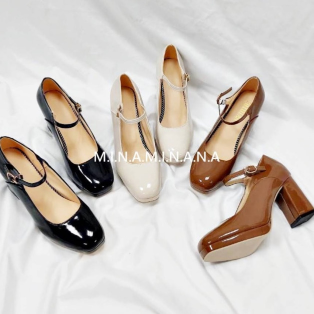 熱銷☘︎實拍瑪莉珍復古方頭高跟鞋【S0607】MINANA