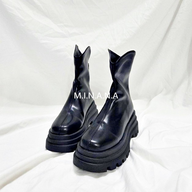 5折✦V口厚底馬丁靴【S4219】MINANA