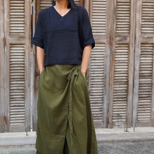 質感文青風V領典雅風格上衣