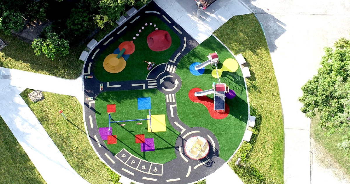 八里左岸公園－共融式遊戲場