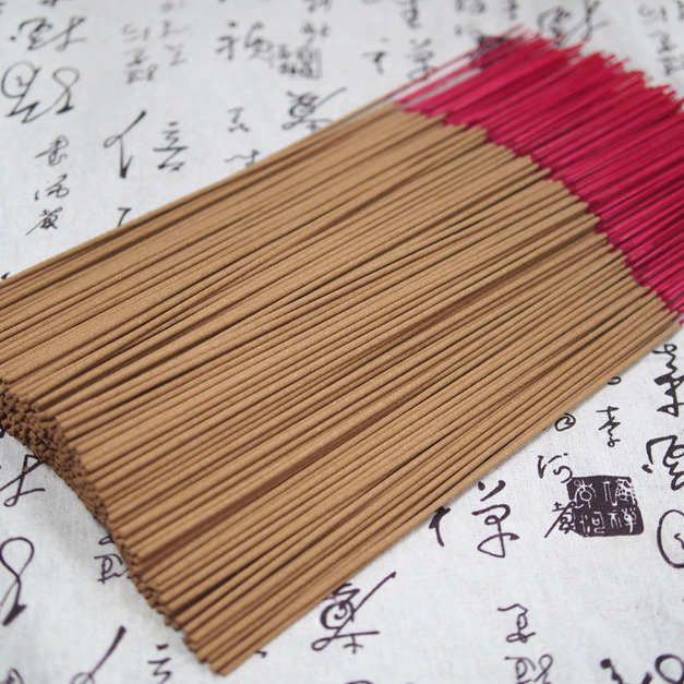 特級新山檀香本色立香（尺三）