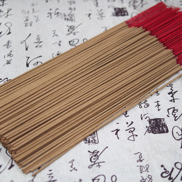 特級新山檀香本色立香（尺六）