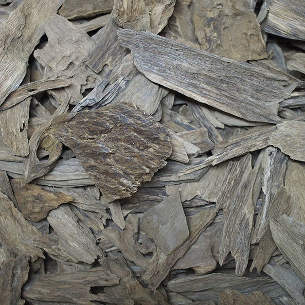 特優級加里曼丹沉香，半兩1100元，每兩2000元