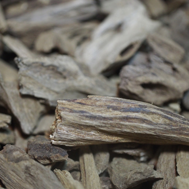 特級巴布亞沉香，每10克250元，每兩800元