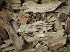 汶萊沉香，每10克300元，每兩1000元