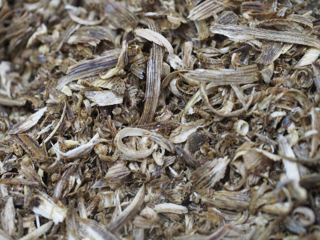 金沙葉奇楠沉香勾絲，半兩230元，每兩400元