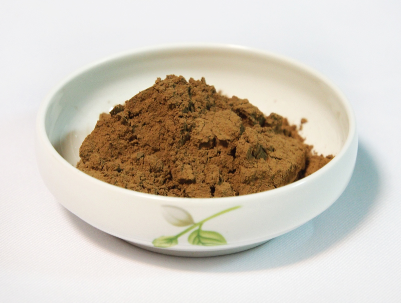 特級索隆沉香粉，每10克180元，每兩600元