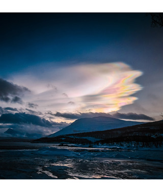 Frank Lee｜火彩虹與山