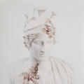 Daniel Arsham｜Rose Quartz Eroded Bust of Rome Divinis&eacute;e 玫瑰石英侵蝕的羅馬神化胸像_3