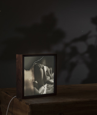 燈箱｜NUDE & 奻 ｜ AL Poshi