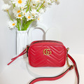 GUCCI GG Marmont 相機包 18cm 紅