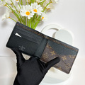 LOUIS VUITTON LV MULTIPLE WALLET 老花壓條短夾_1